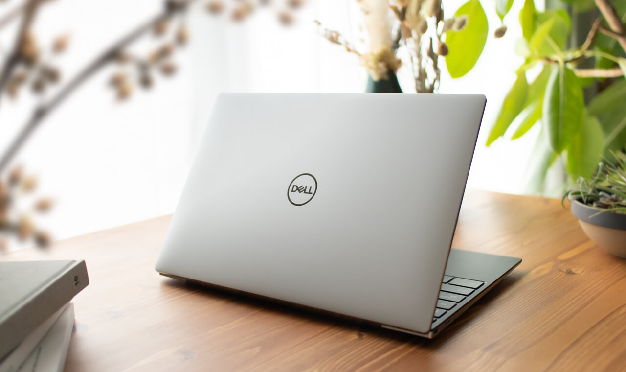 DELL xps13『タッチパネル対応』ノートパソコン